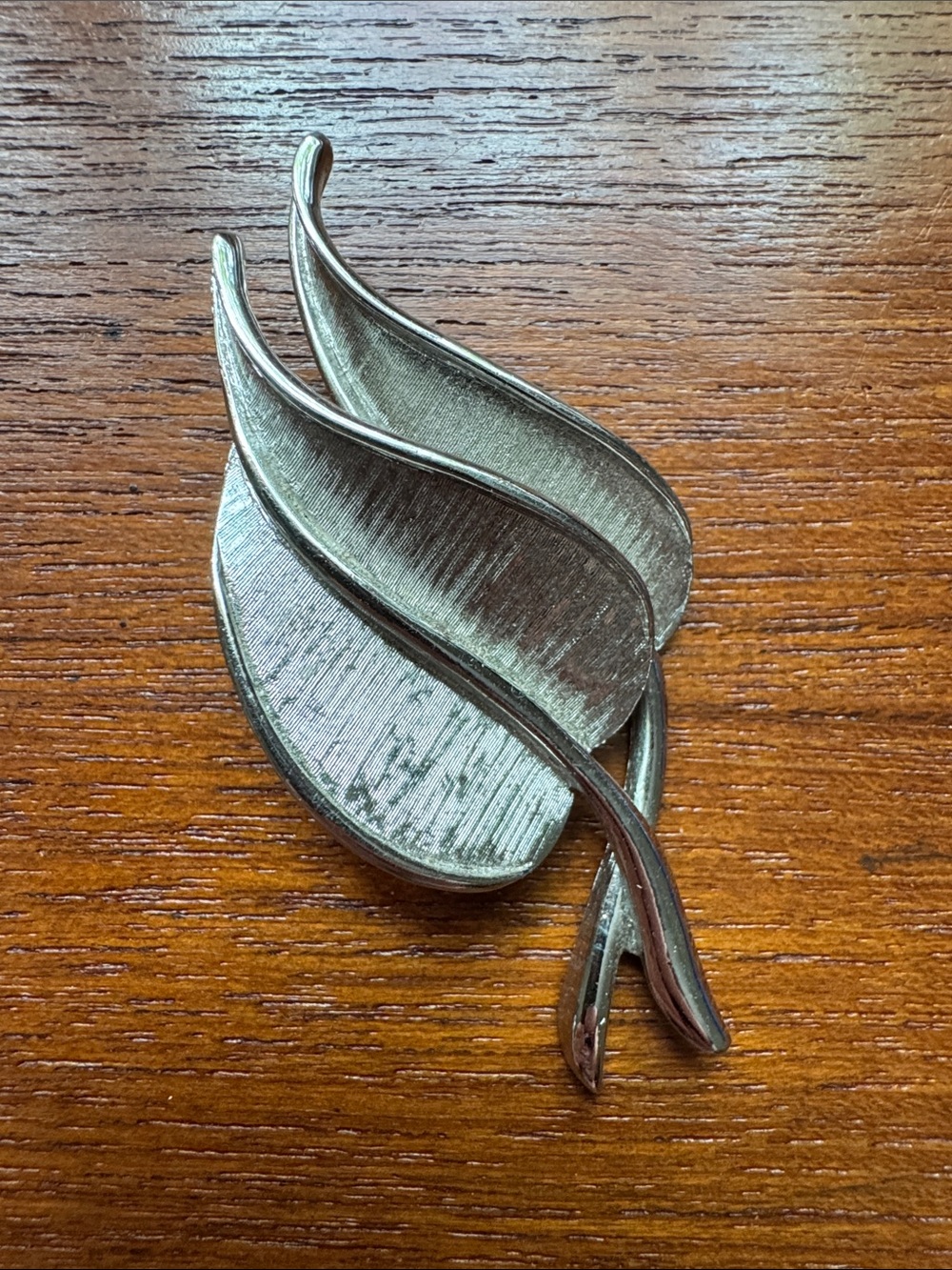 Vintage Mid Century MONET Silver Tone Leaf Brooch Pin